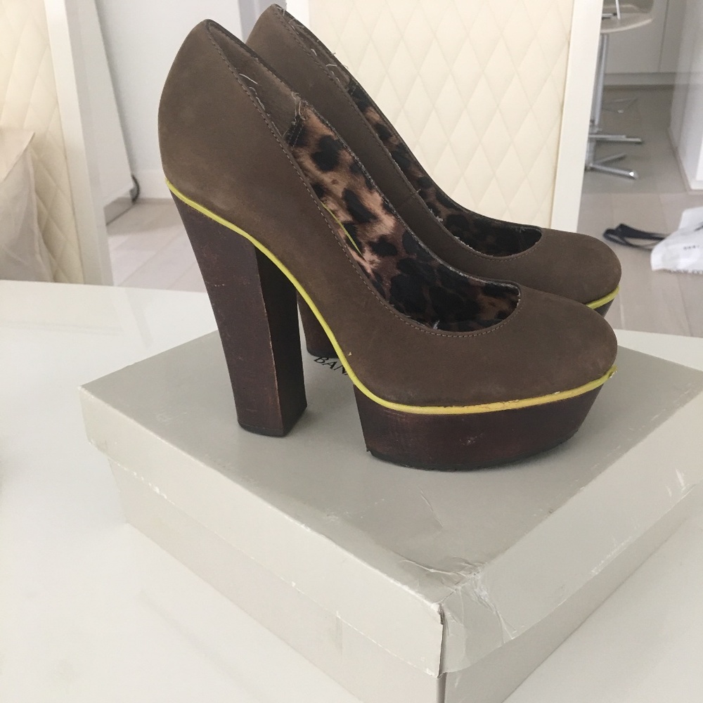 BETSEY JOHNSON LEATHER HEELS PLATFORM SHOES 8M
